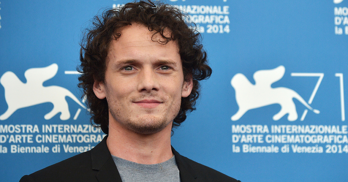 Actor Anton Yelchin poses during the photocall of the movie "Burying The Ex" presented out of competition at the 71st Venice Film Festival on September 4, 2014 at Venice Lido. AFP PHOTO / TIZIANA FABI (Photo credit should read TIZIANA FABI/AFP/Getty Images)
