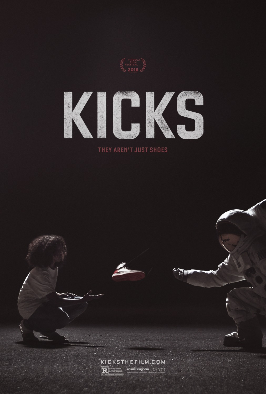 kicks_xlg