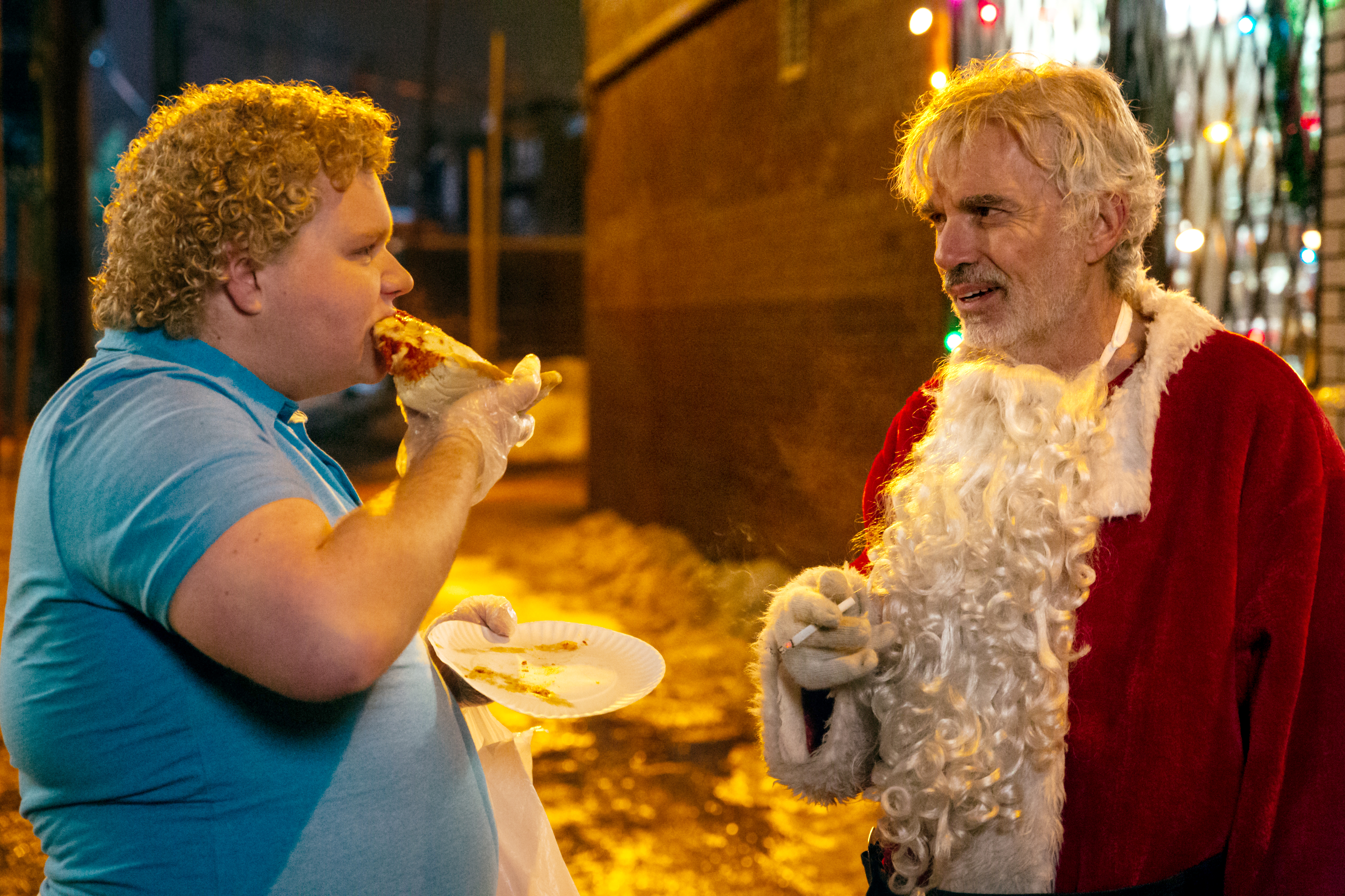 BS2-05271_R (l-r) Brett Kelly stars as Thurman Merman and Billy Bob Thornton as Willie Soke in BAD SANTA 2, a Broad Green Pictures release. Credit: Jan Thijs / Broad Green Pictures