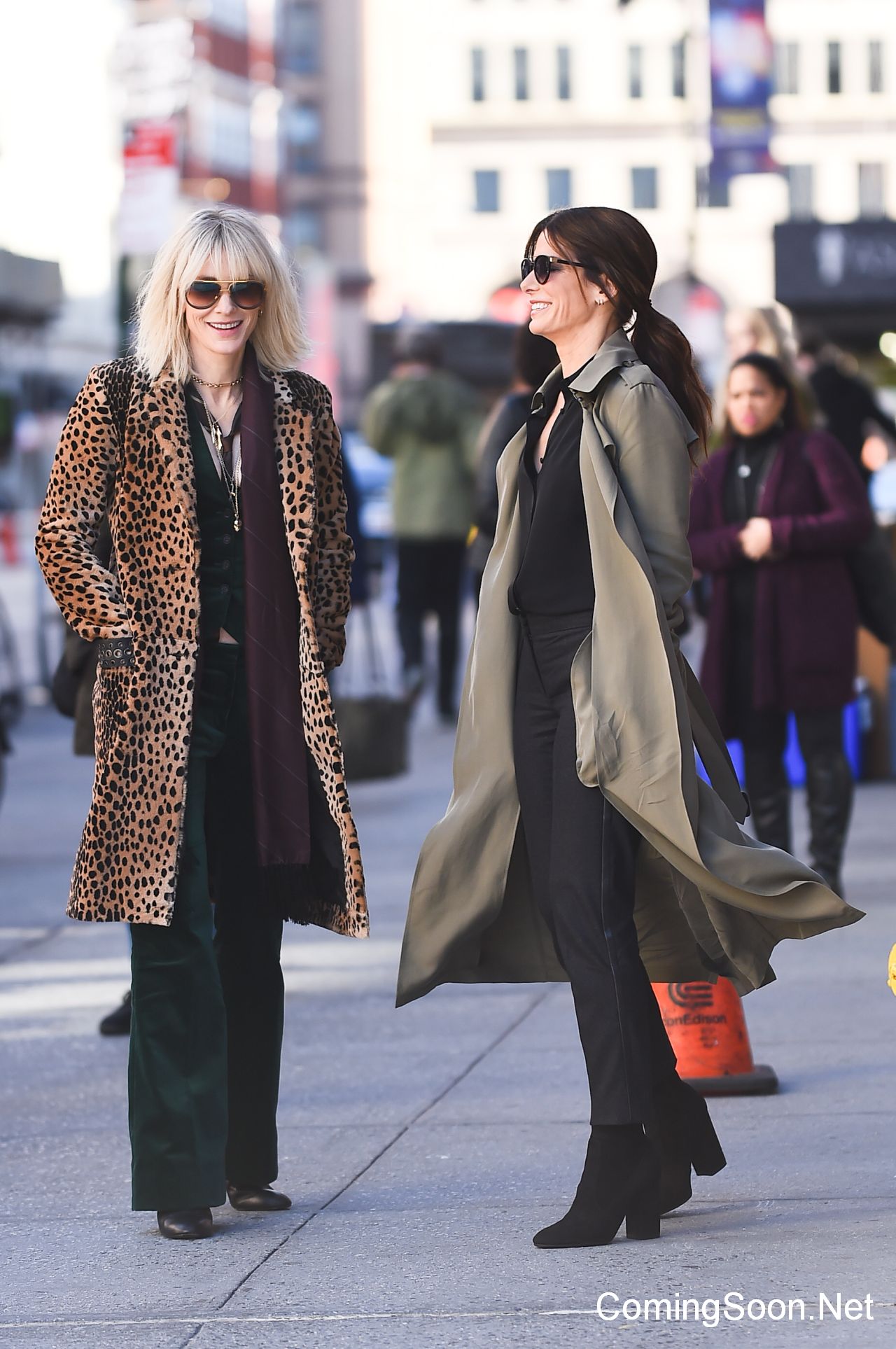 NEW YORK, NY - OCTOBER 24:  Actresses Cate Blanchett and Sandra Bullock (L) are seen on the set of "Ocean's Eight" on October 24, 2016 in New York City.  (Photo by Raymond Hall/GC Images)