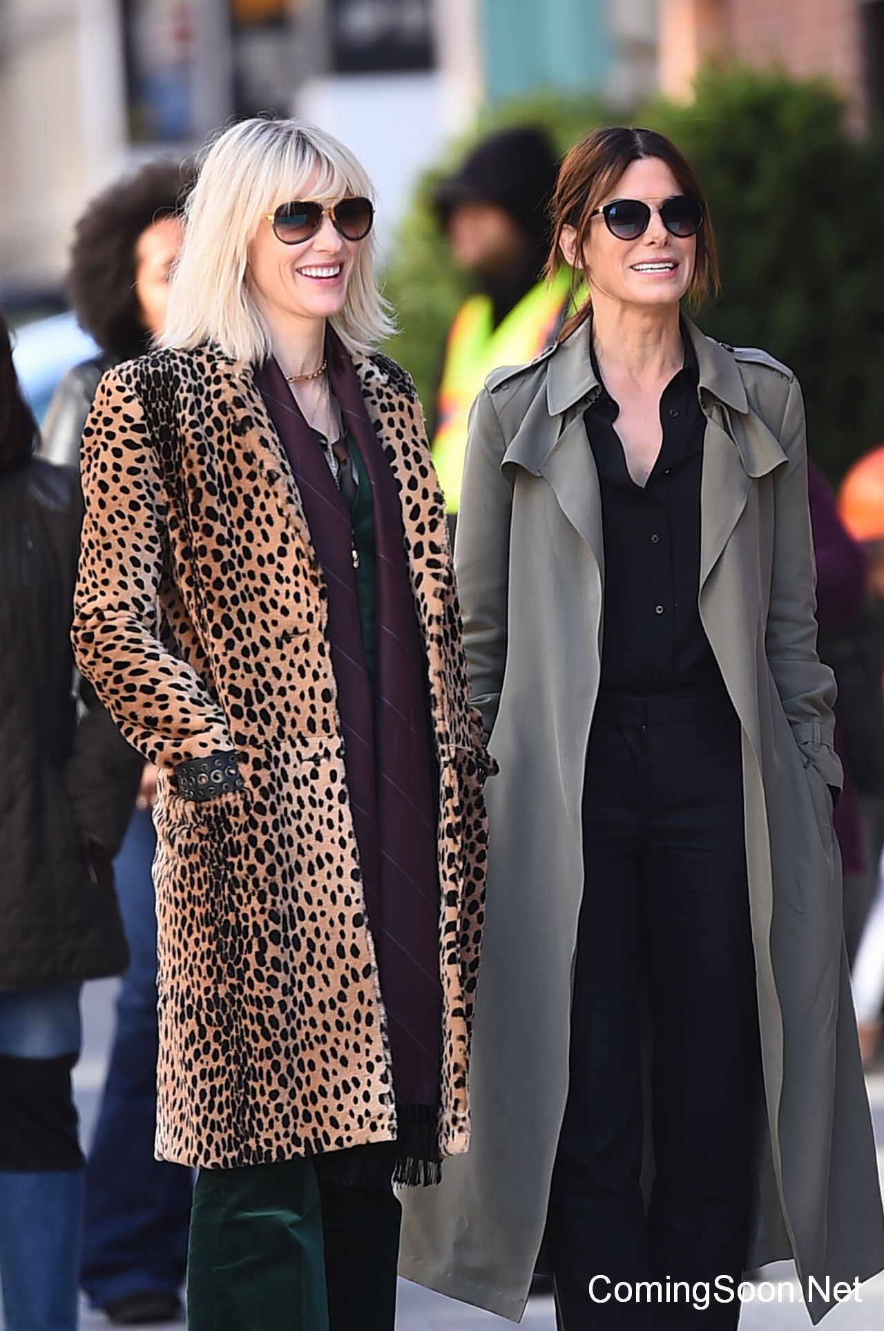 NEW YORK, NY - OCTOBER 24:  Actress Sandra Bullock (R) and Cate Blanchett are seen on the set of 'Ocean's Eight' on October 24, 2016 in New York City.  (Photo by Raymond Hall/GC Images)