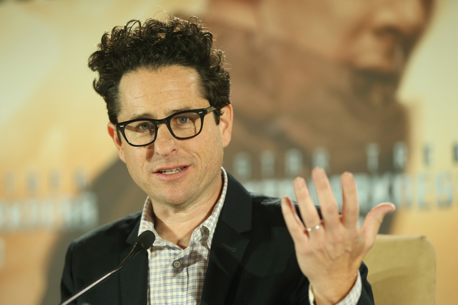 BERLIN, GERMANY - APRIL 29: Director J.J. Abrams attends the 'Star Trek Into Darkness' Press Conference at Hotel Adlon on April 29, 2013 in Berlin, Germany. (Photo by Sean Gallup/Getty Images for Paramount Pictures) *** Local Caption *** J.J. Abrams